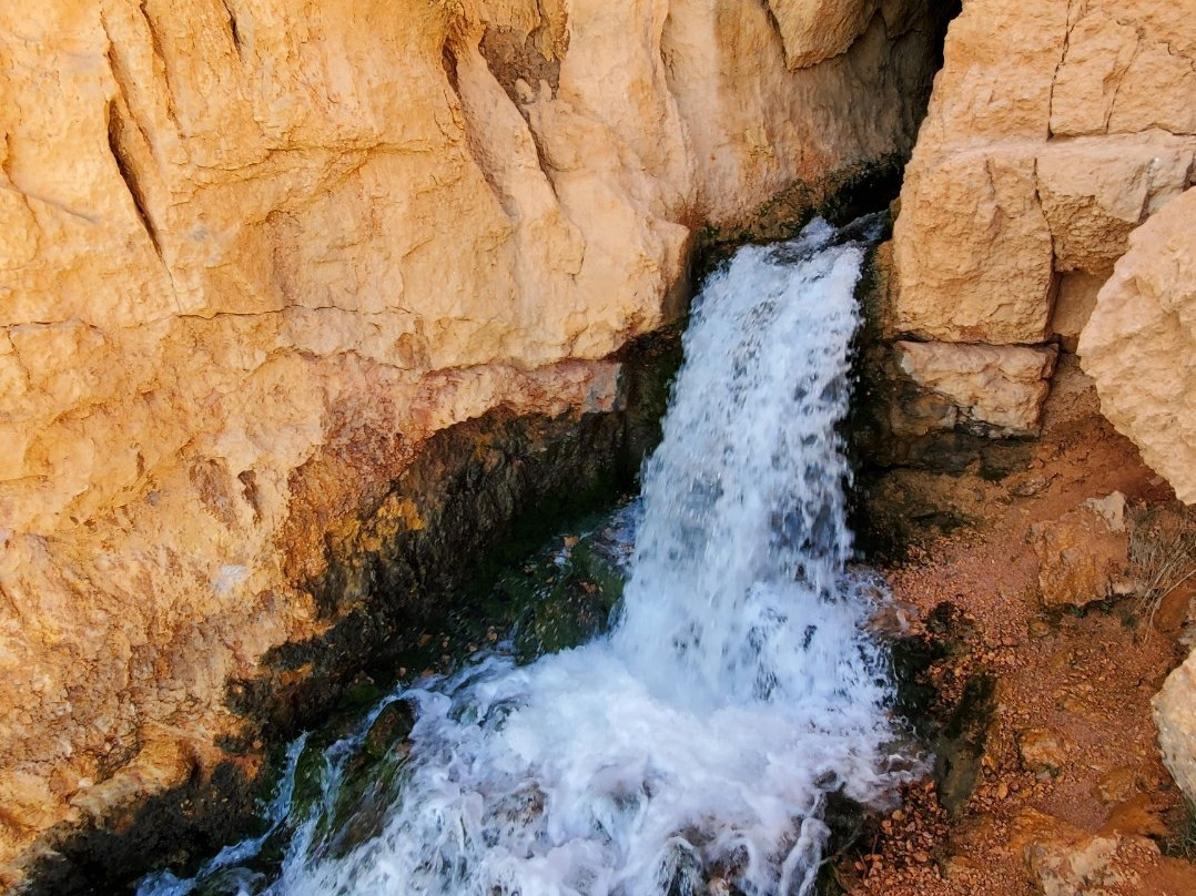 Cascade Falls-Duck Creek Village必去景点