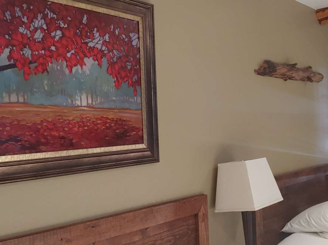 Sleepy Hollow, Crestline主图