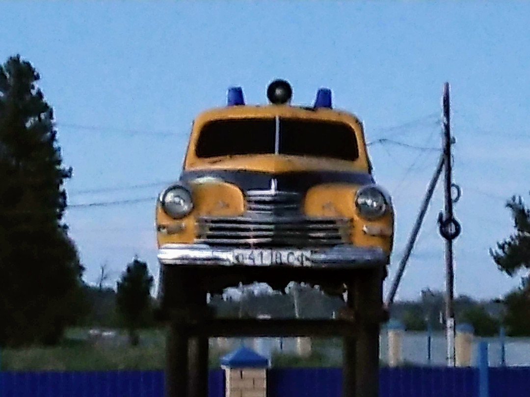 Monument to the Car GAZ-M-20-Victory-Ivdel必去景点