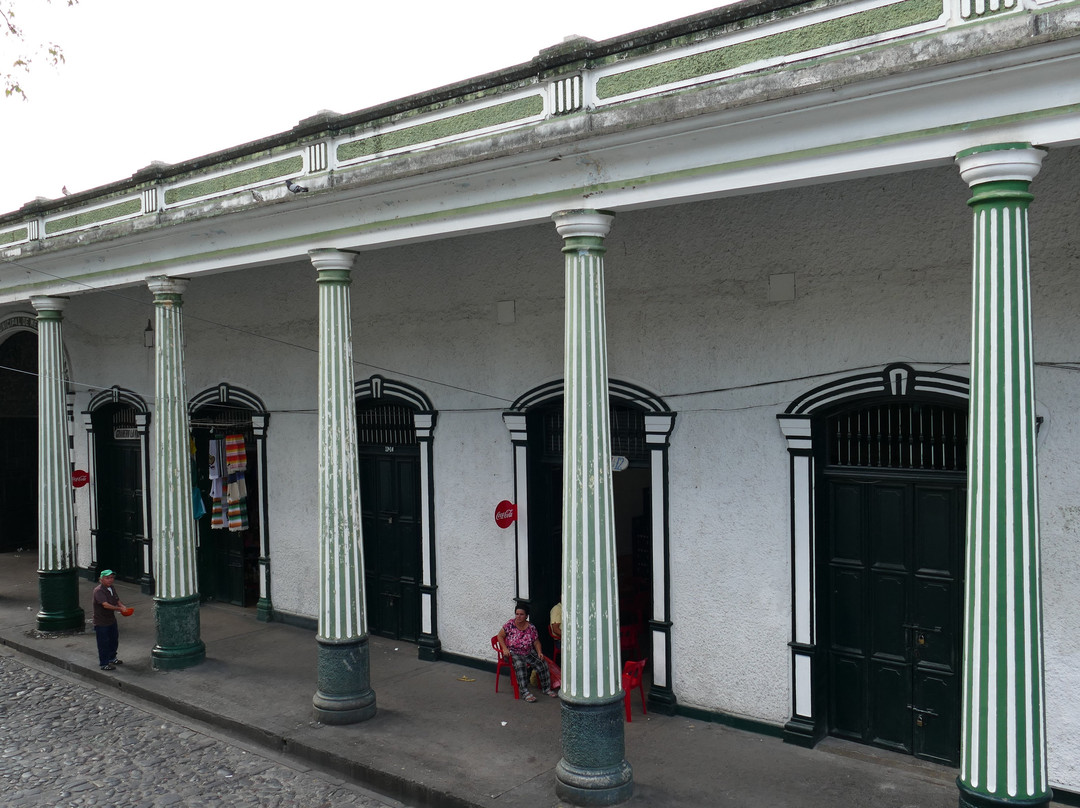 Plaza de Mercado-Honda必去景点