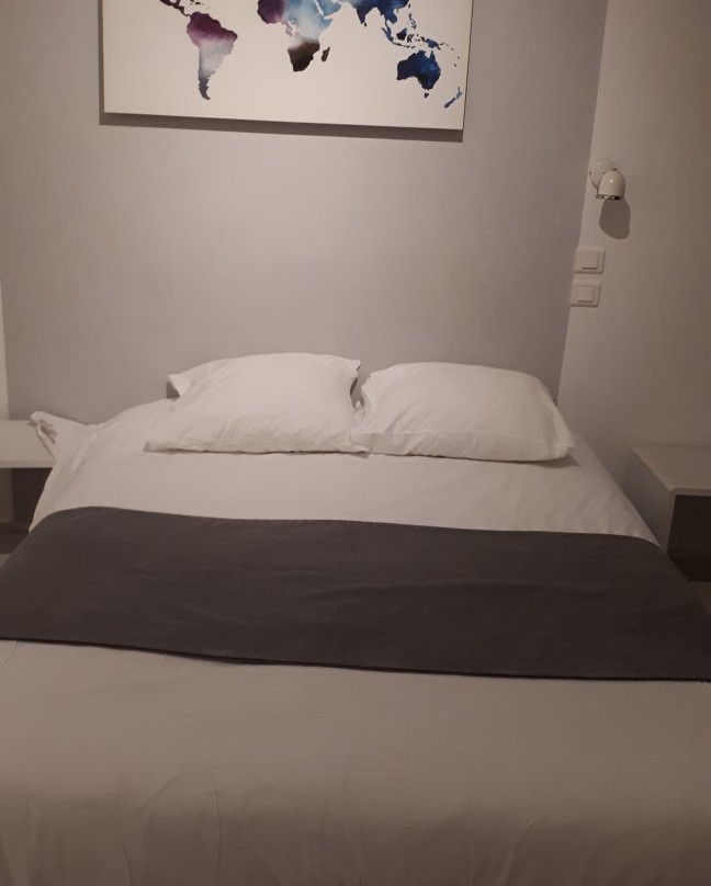 勃艮第酒店主图