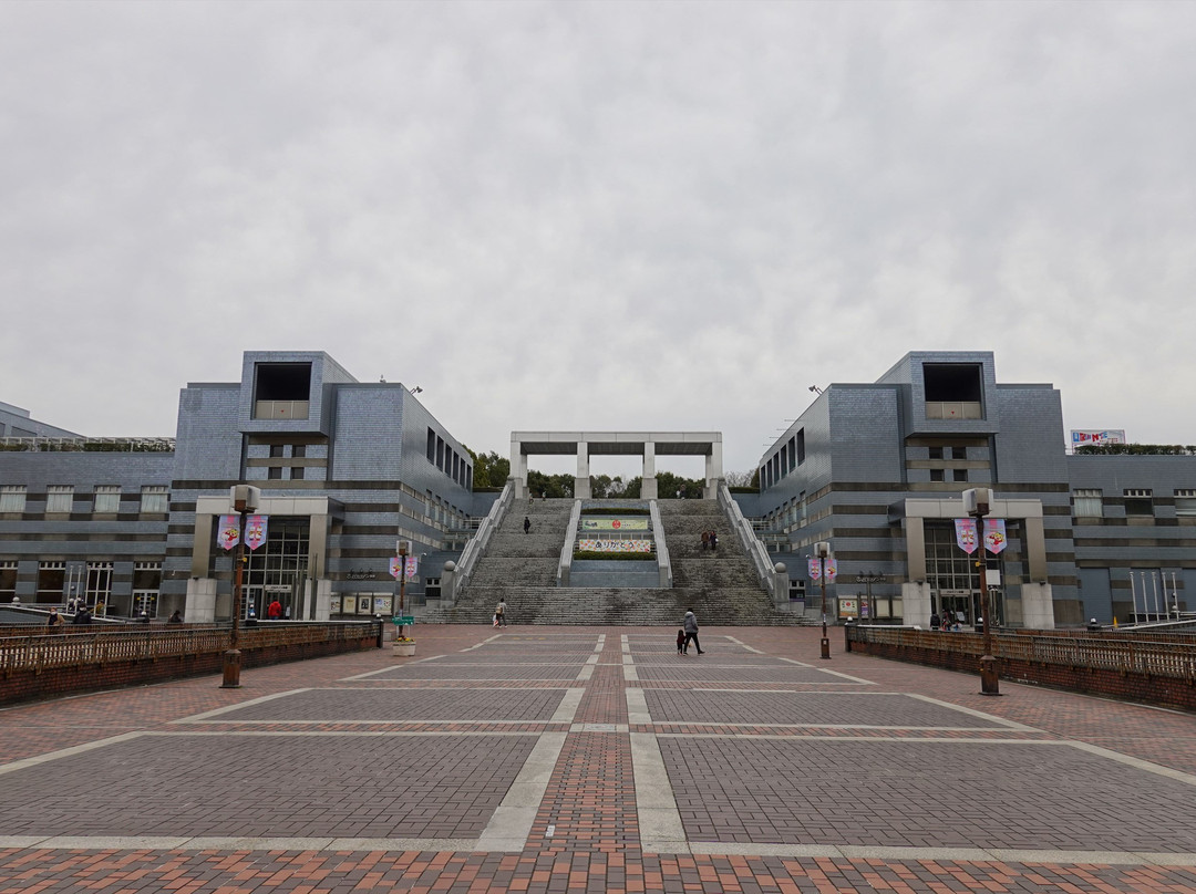 Parthenon Main Street-多摩市必去景点