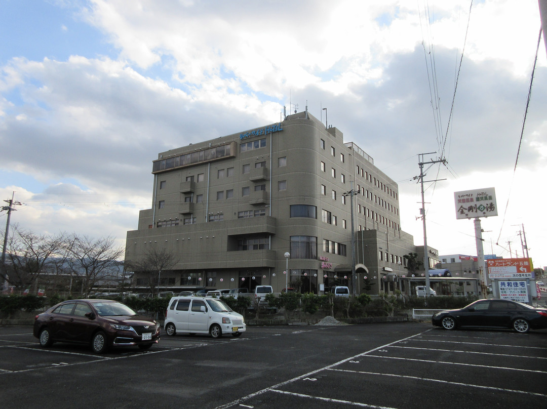 Riverside Hotel主图
