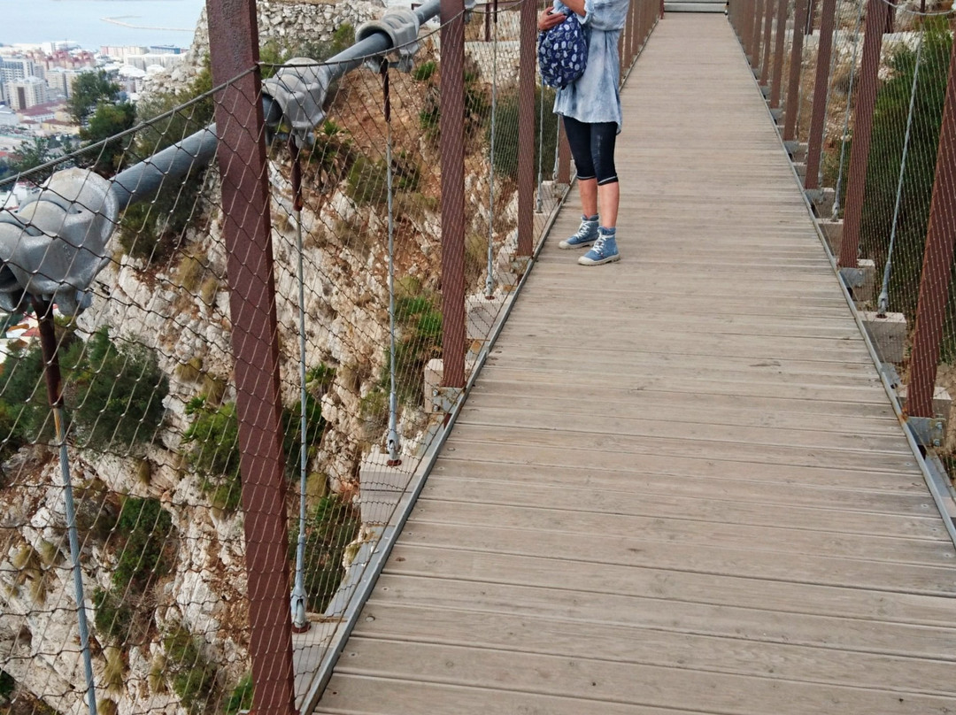 Windsor Suspension Bridge-Westside必去景点