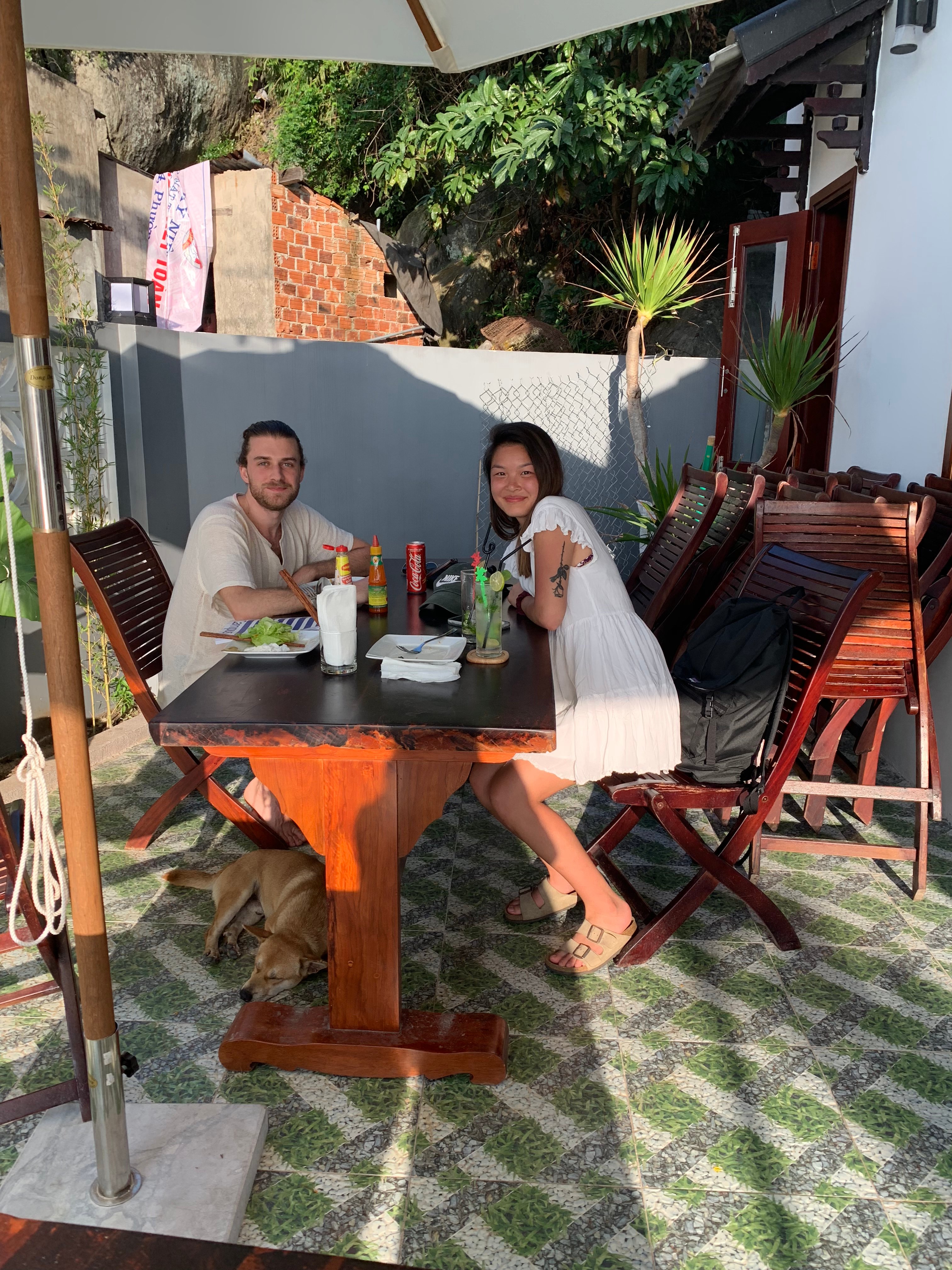 Monkey Homestay & Bar-portrait