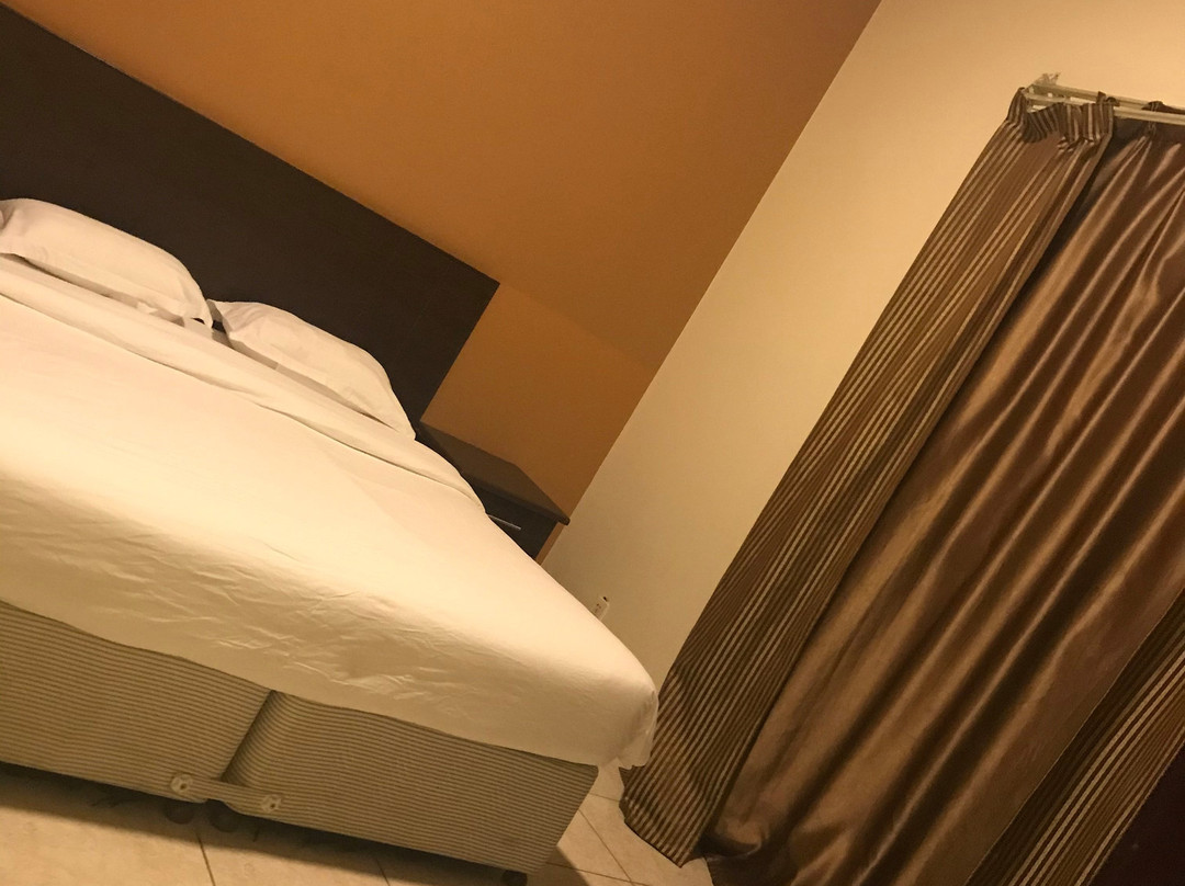 Golden Marina Resort主图