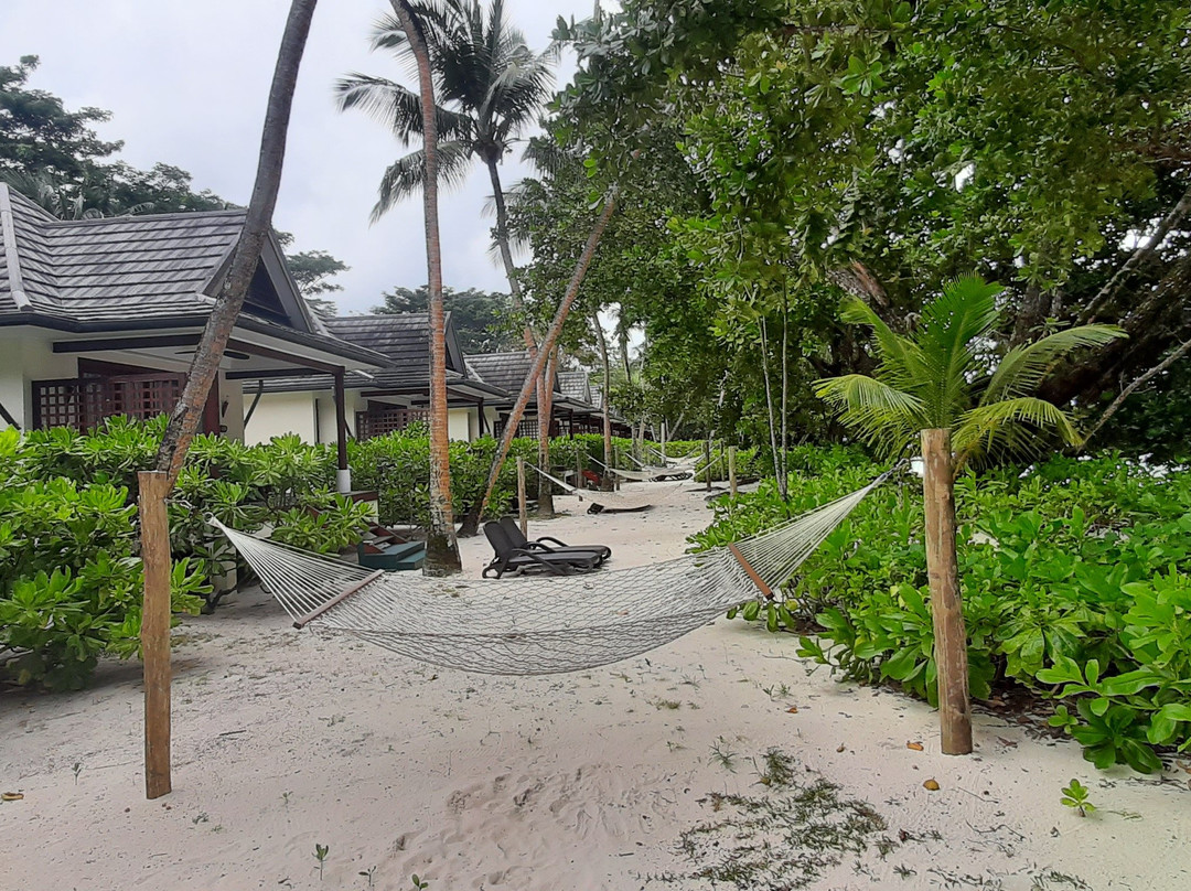 塞舌尔拉布瑞思希尔顿度假村主图