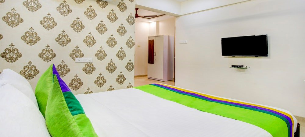 Treebo Trend Ulka Shrusti Apartments主图