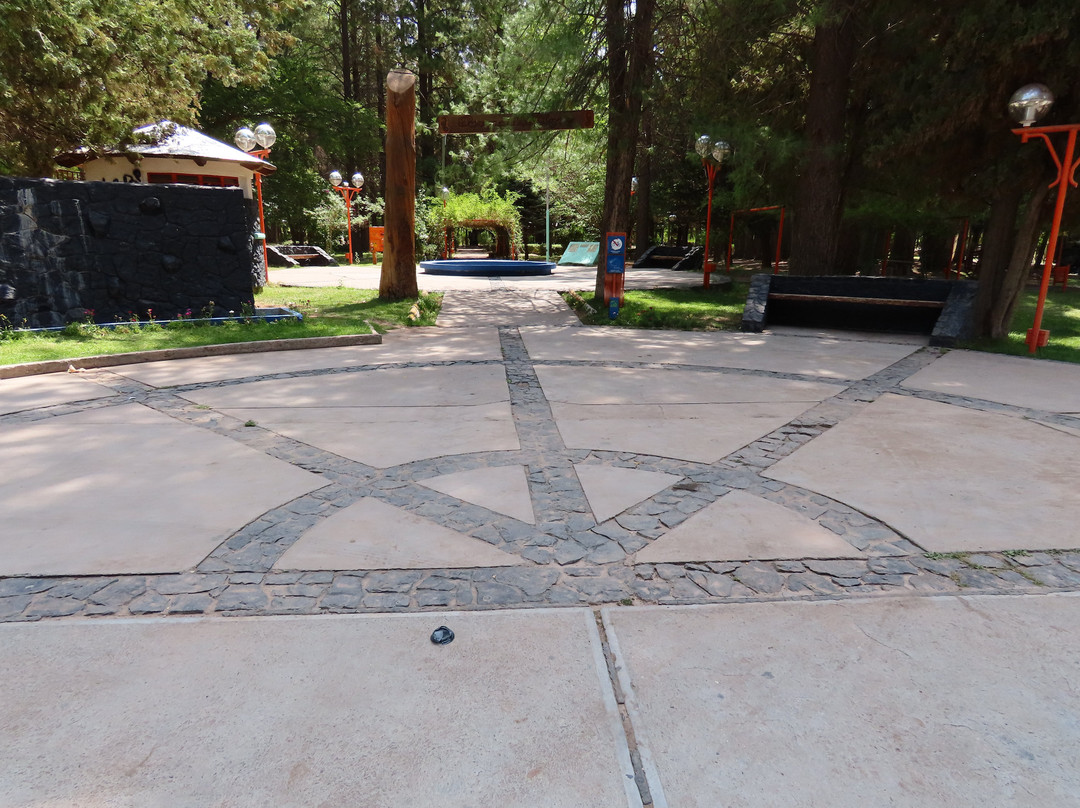 Ayer Park-Malargue必去景点