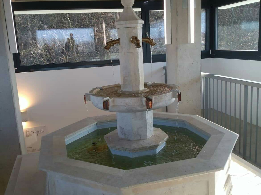 Turkish Mosque-埃斯泰尔戈姆必去景点