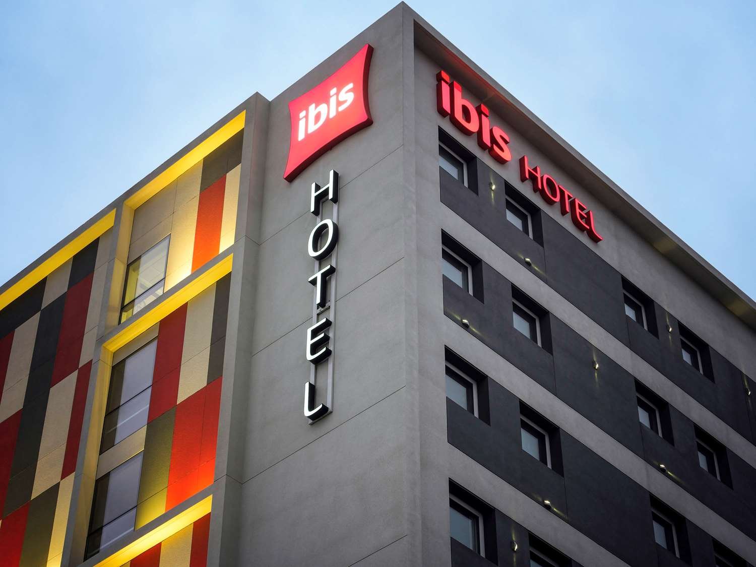Ibis Trujillo Hotel-官方