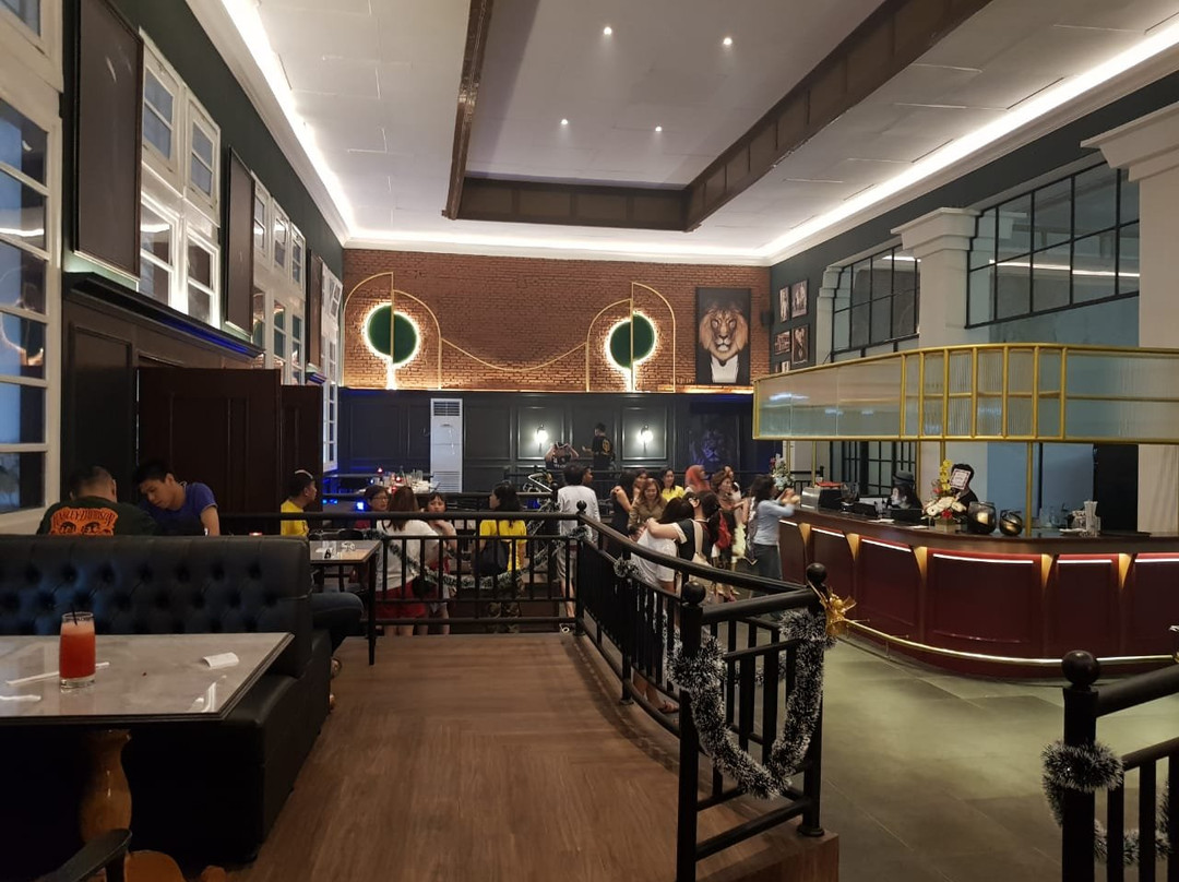 Koopman Resto & Bar