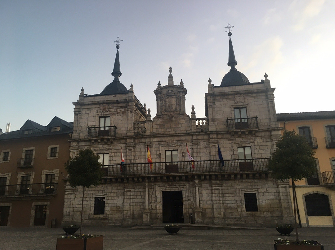 Plaza Ayuntamiento景点图片