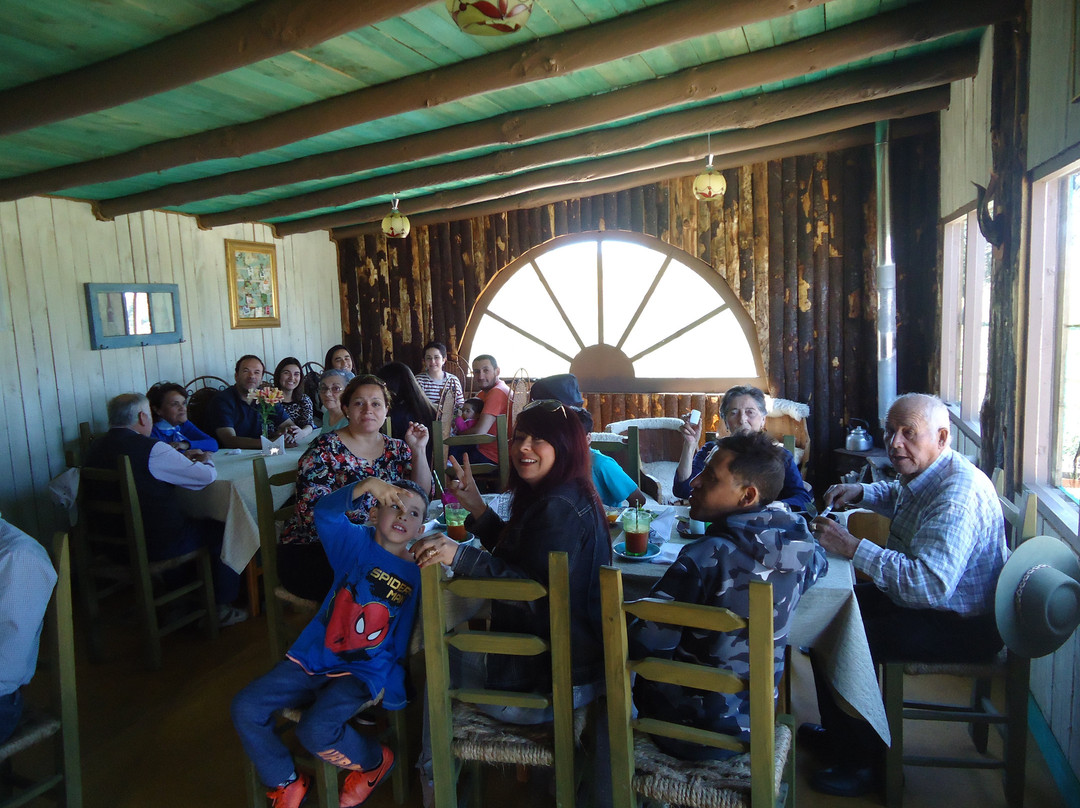 Paredones餐馆和美食-Pequeño Faisán