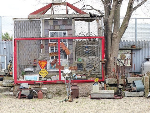 Herb Mackey's Metal Sculpture Yard-塞勒姆必去景点