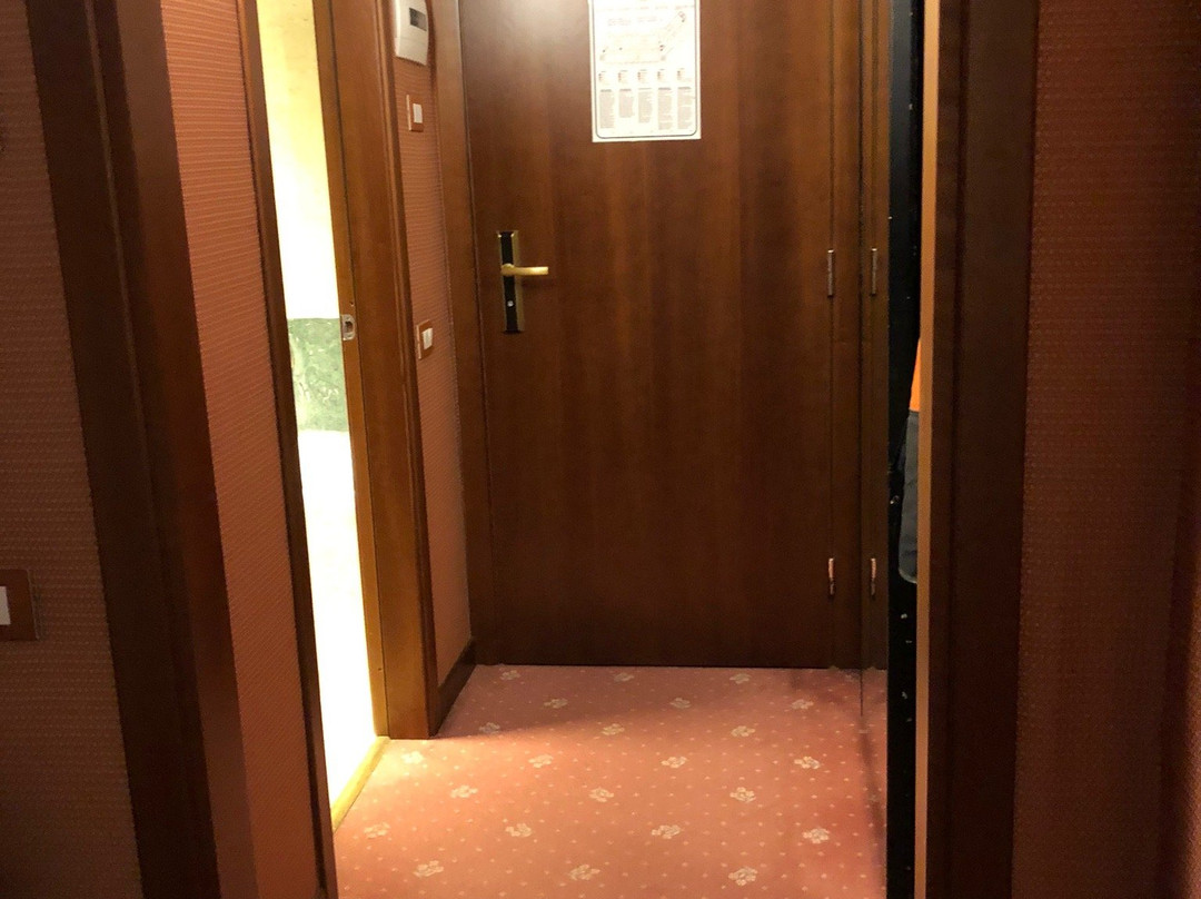 博尔戈皇宫酒店主图