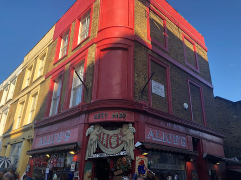 Alice's-伦敦必去景点