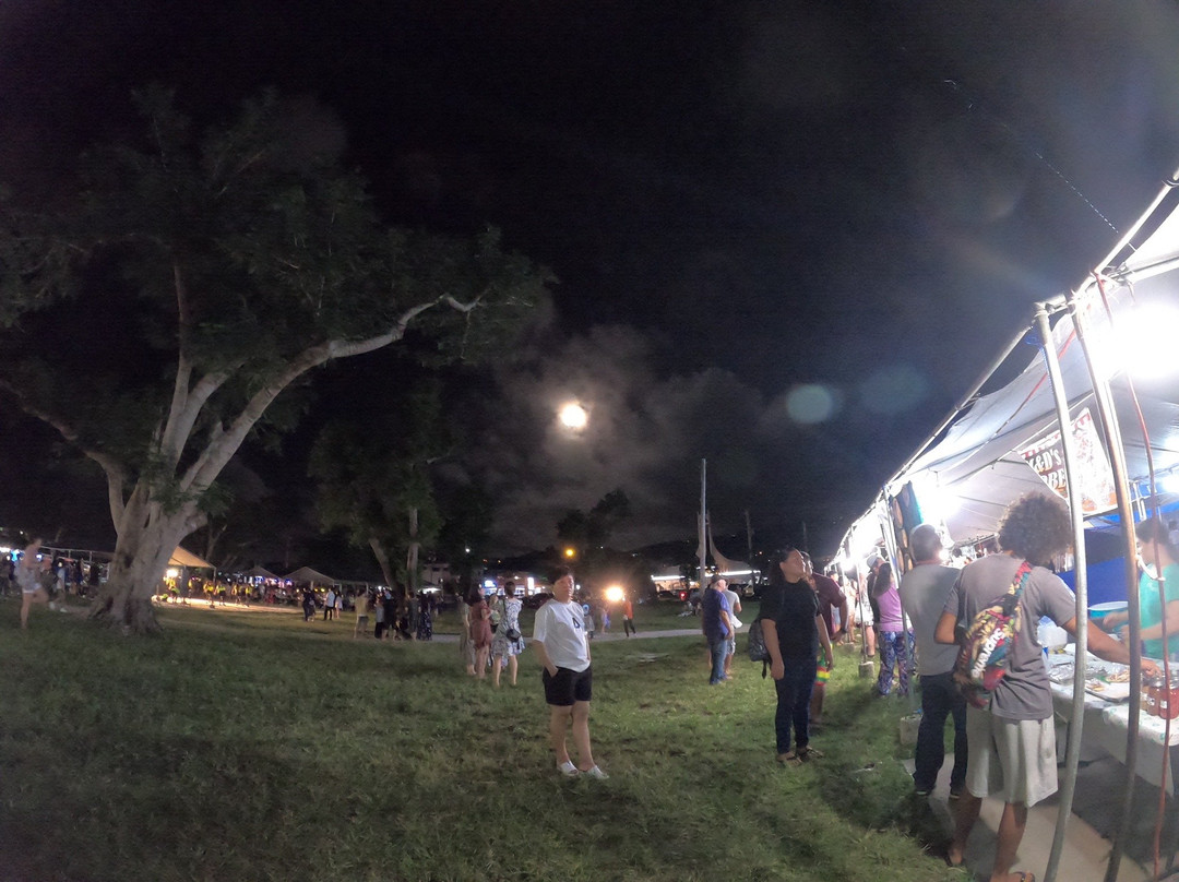 加拉班街集市-加拉班必去景点