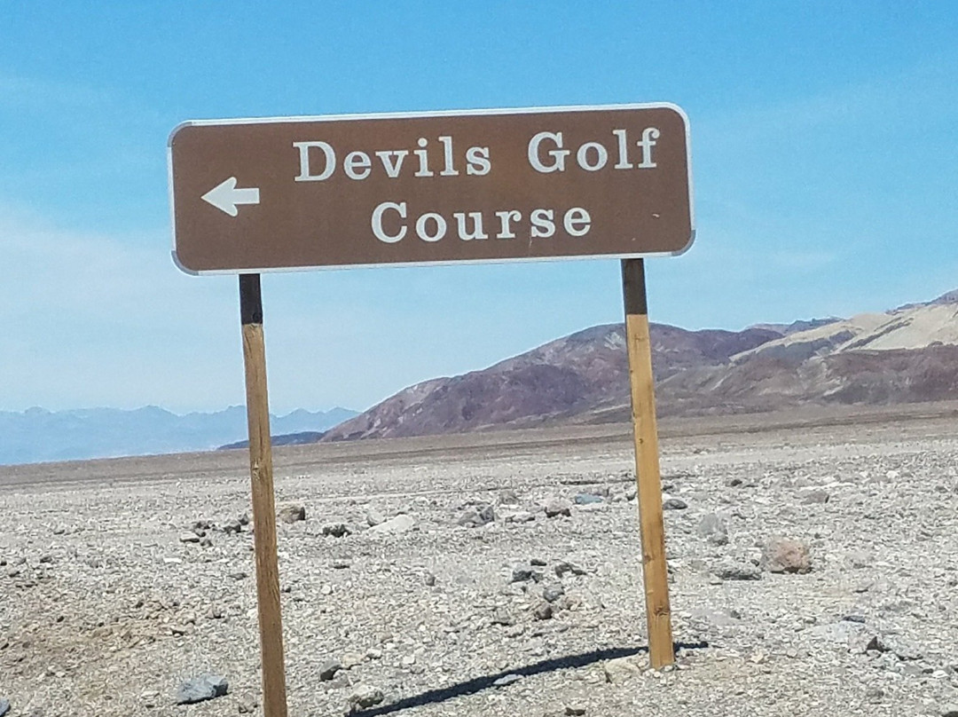 Devil's Golf Course-死亡谷国家公园必去景点