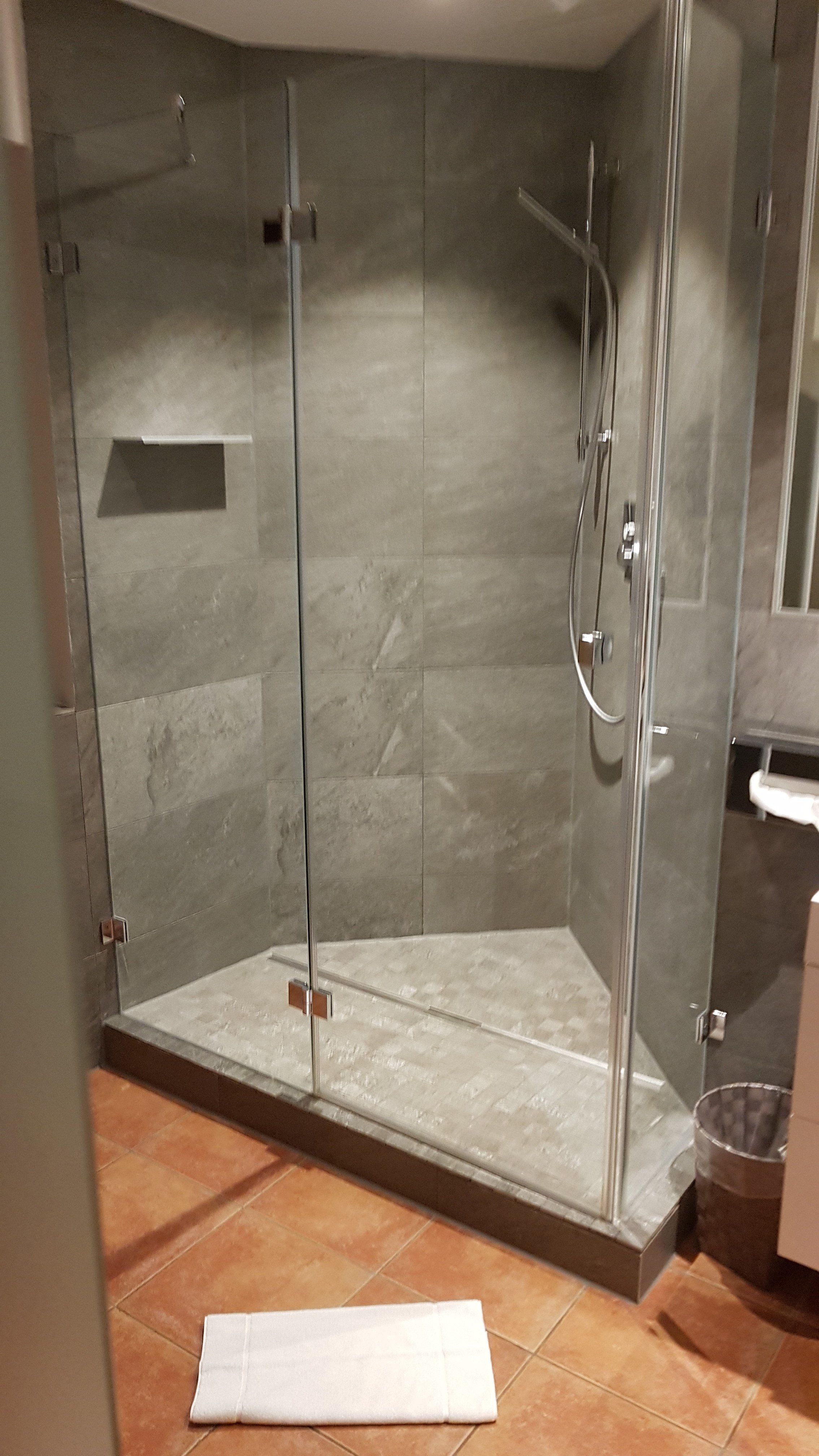 Gasthof Zur Linde-浴室