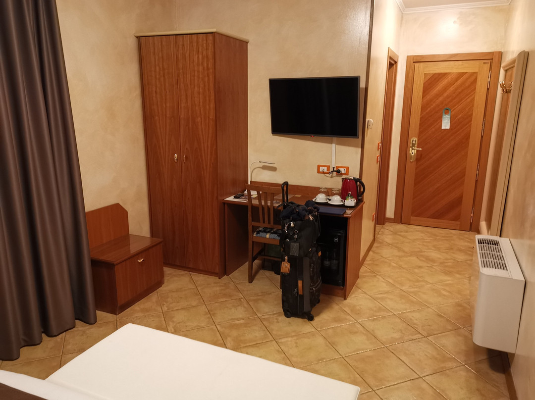 Hotel Lenotel主图