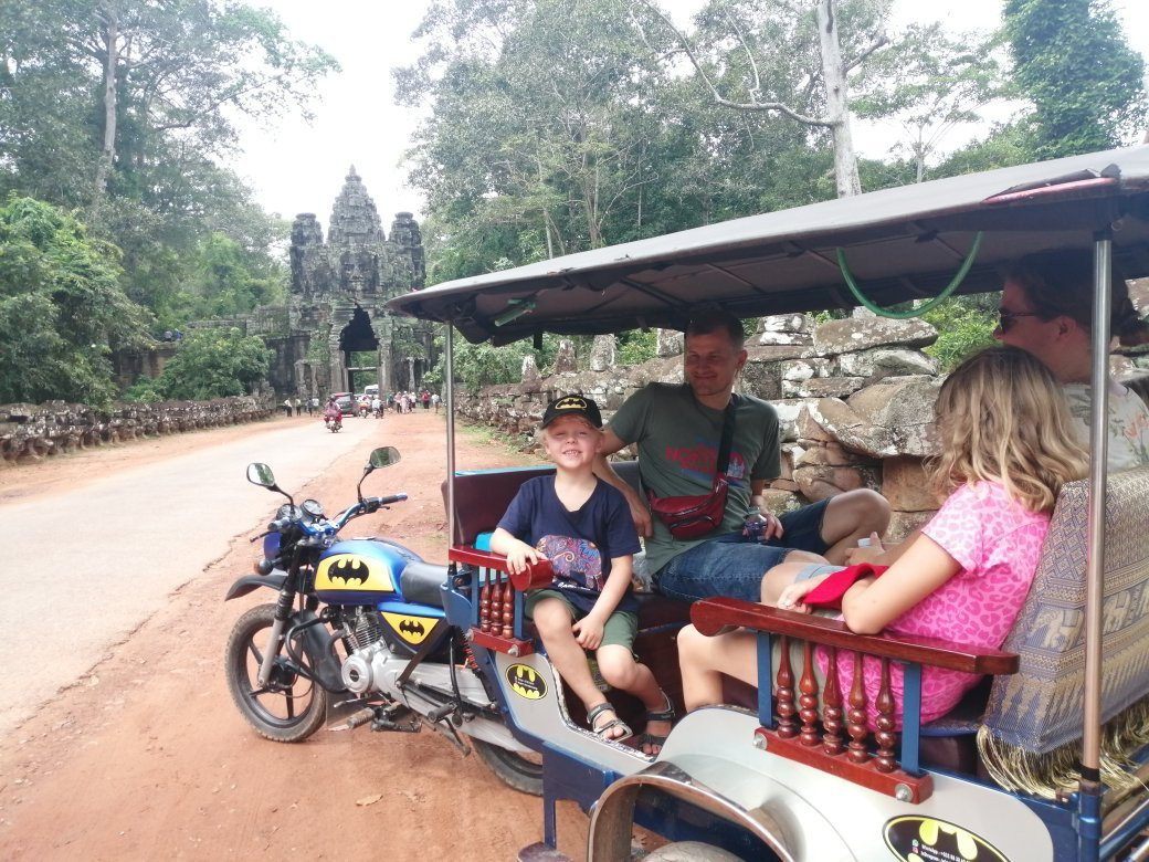 Kimhean Tuk Tuk Driver -Private Day Tours-暹粒必去景点