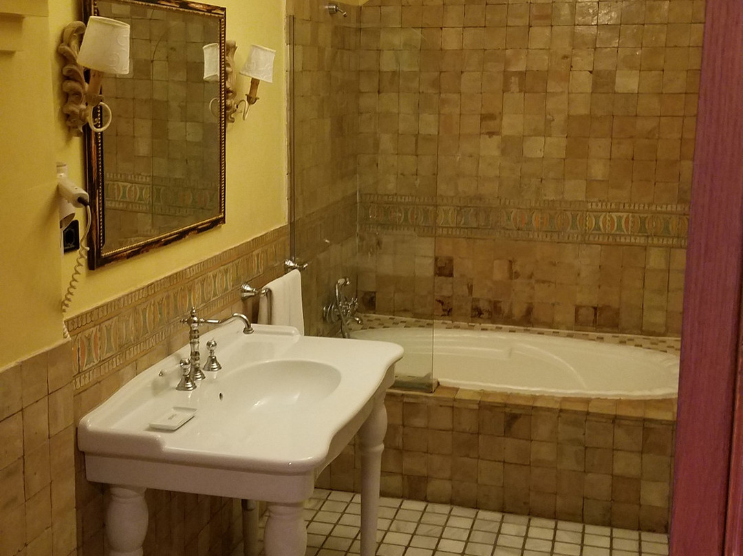 科亚多城堡酒店主图