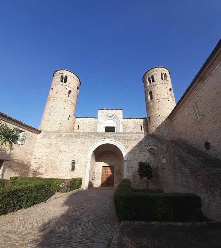 Chiesa di San Claudio al Chienti景点图片
