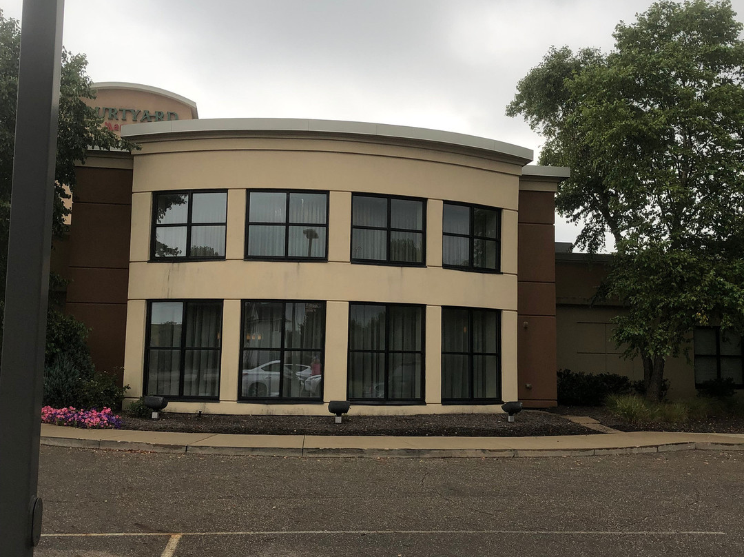 坎顿万怡酒店主图