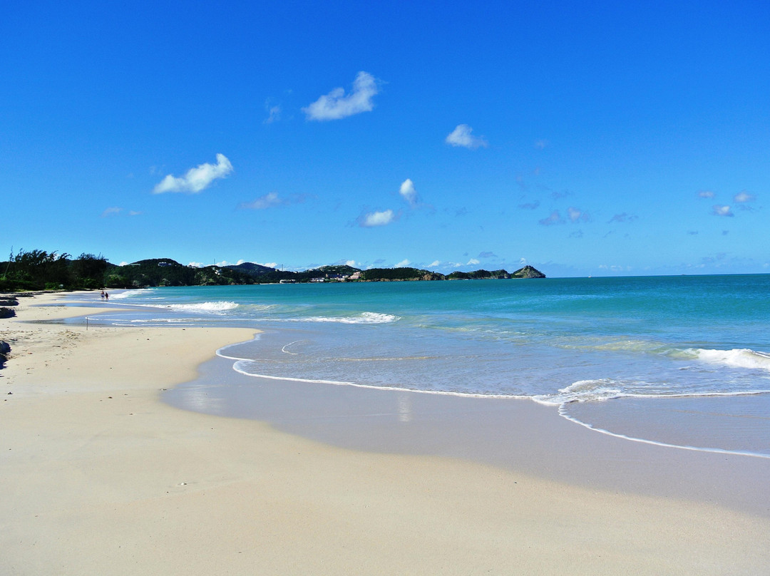 Fort Bay Beach景点图片