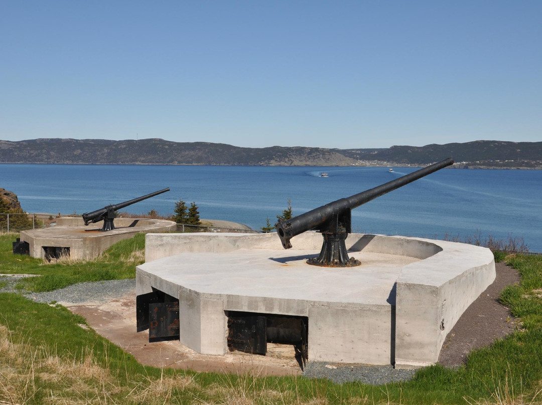 Across The Tickle Tours-Bell Island必去景点