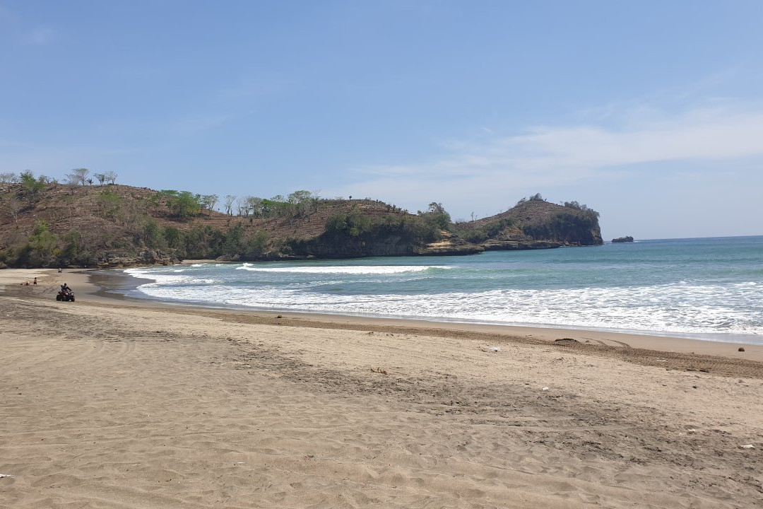 Pantai Serang景点图片
