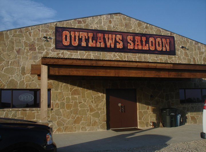 Outlaws Saloon景点图片