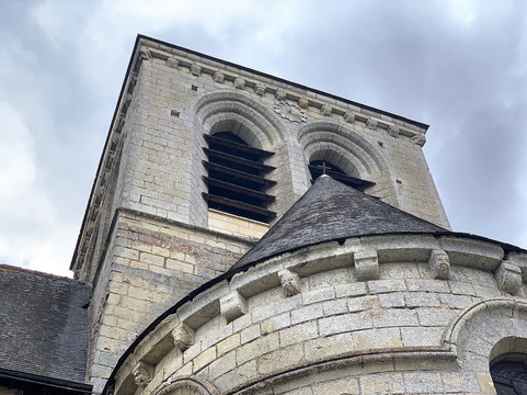 Eglise Notre Dame-罗谢科尔邦必去景点