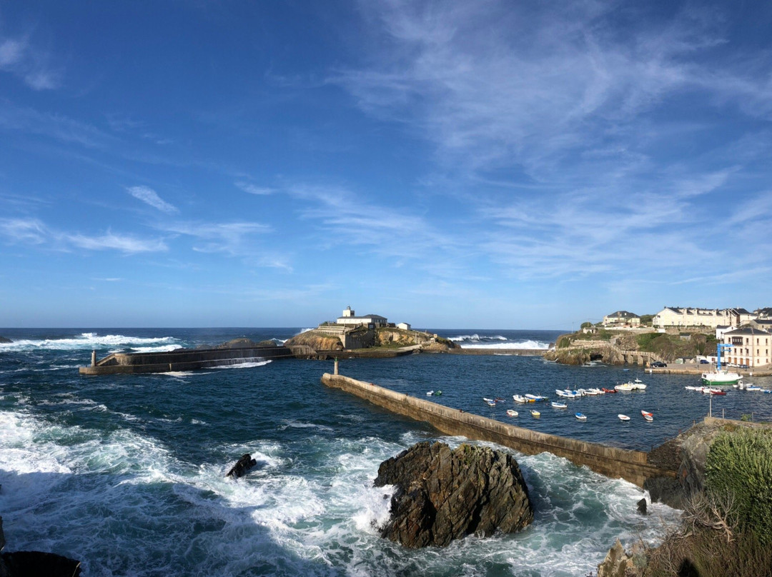 Faro de Tapia de Casariego景点图片