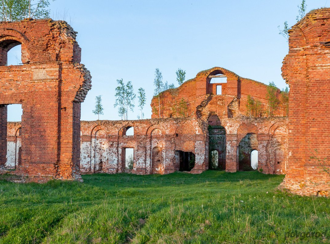 Arakcheyevskiye Barracks