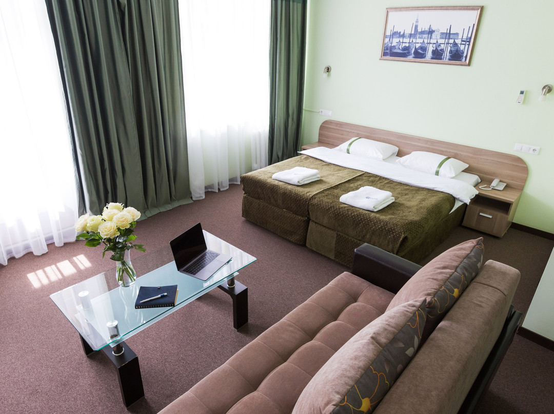 Tan Hotel Complex主图