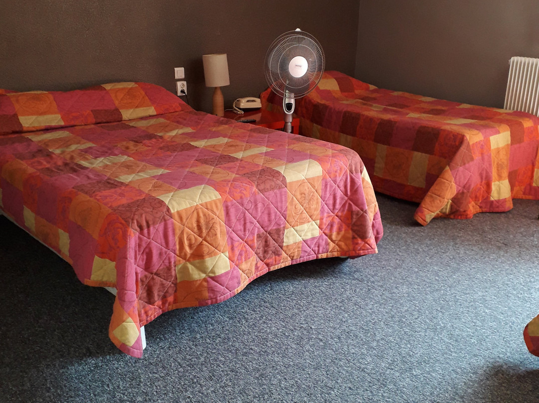 雅克拜斯酒店主图