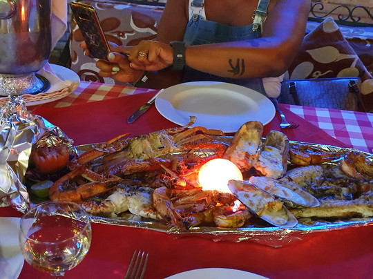 Floka Seafood & Italian Reastaurant