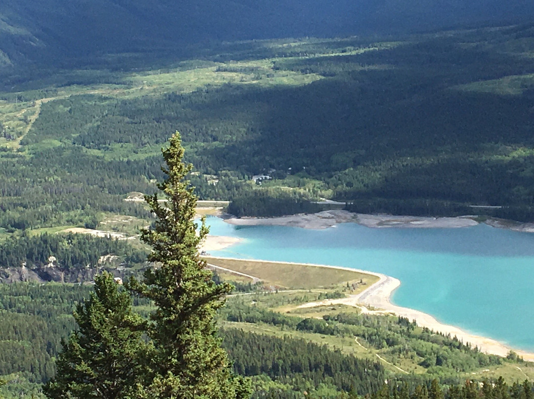 Barrier Lake-卡那那斯基斯必去景点