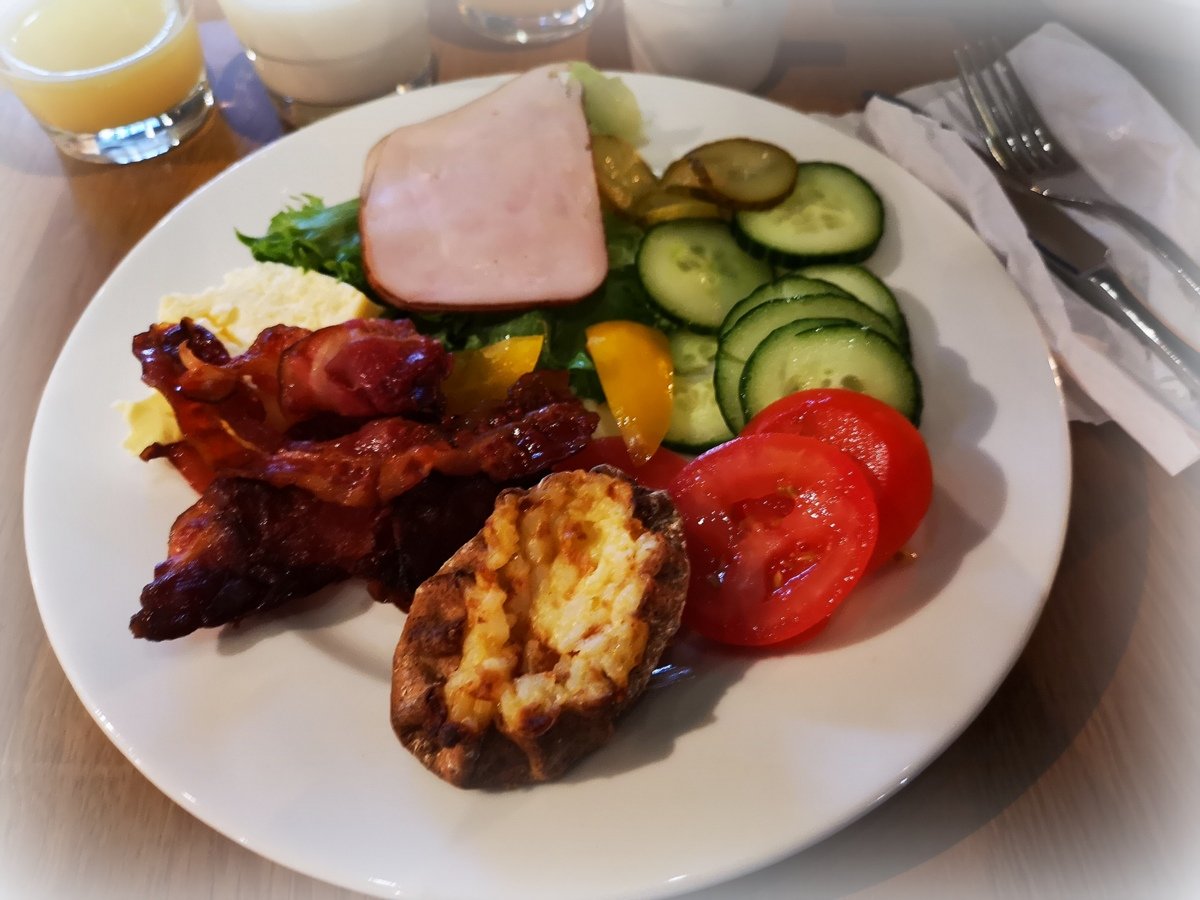 Holiday Club Tampereen Kehräämö-餐饮
