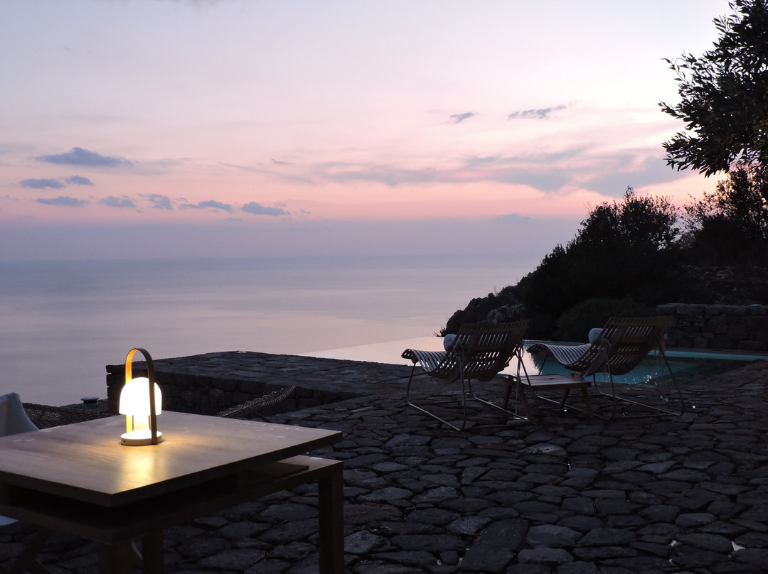 Tainaron Blue Retreat主图