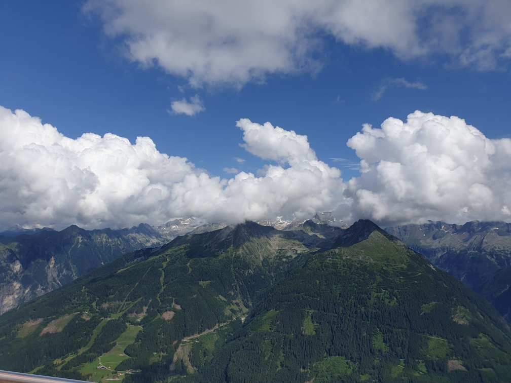 Stubnerkogel Suspension Bridge景点图片