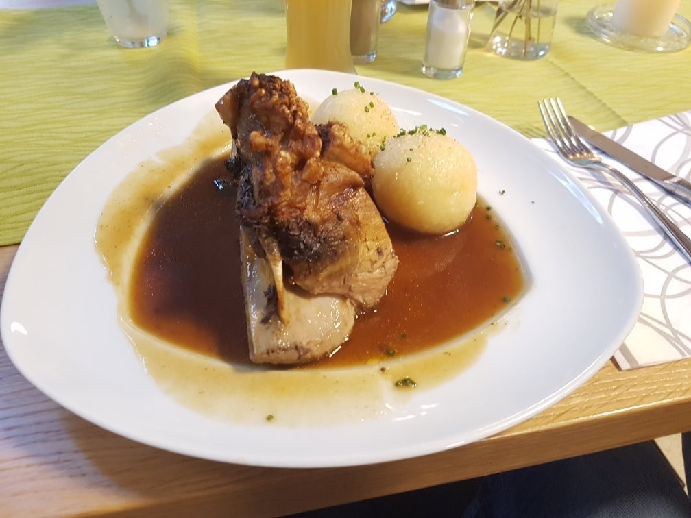 Hotel-Gasthof zur Sonne主图