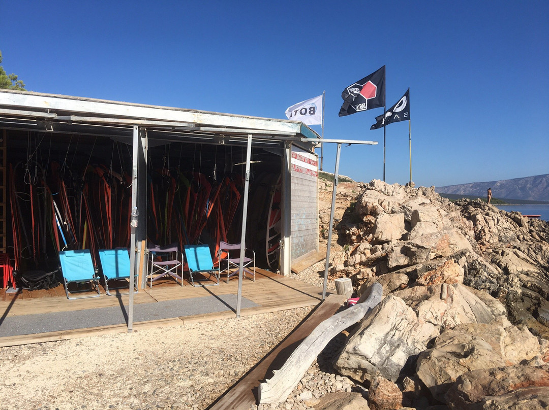 Bota Windsurf Center景点图片