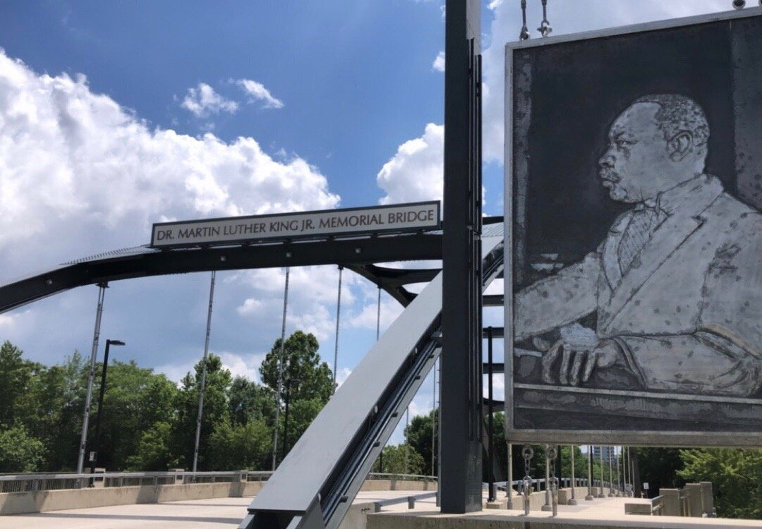 Dr. Martin Luther King Jr Memorial Bridge-韦恩堡必去景点