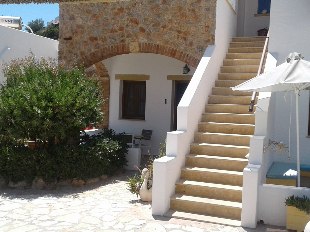 Panteli Beach Studios Apartments主图