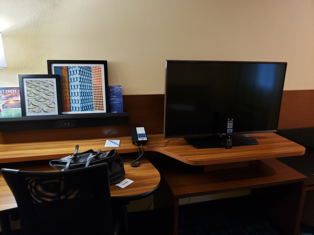 波士顿戴达姆费尔菲尔德客栈