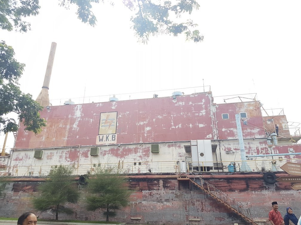 Boat at Desa Lampulo-班达亚齐必去景点