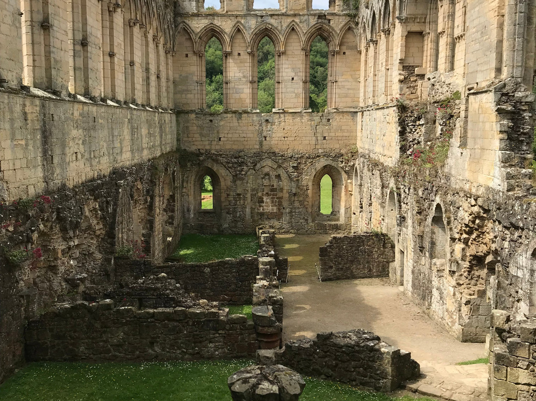 Rievaulx Abbey-赫尔姆斯利必去景点